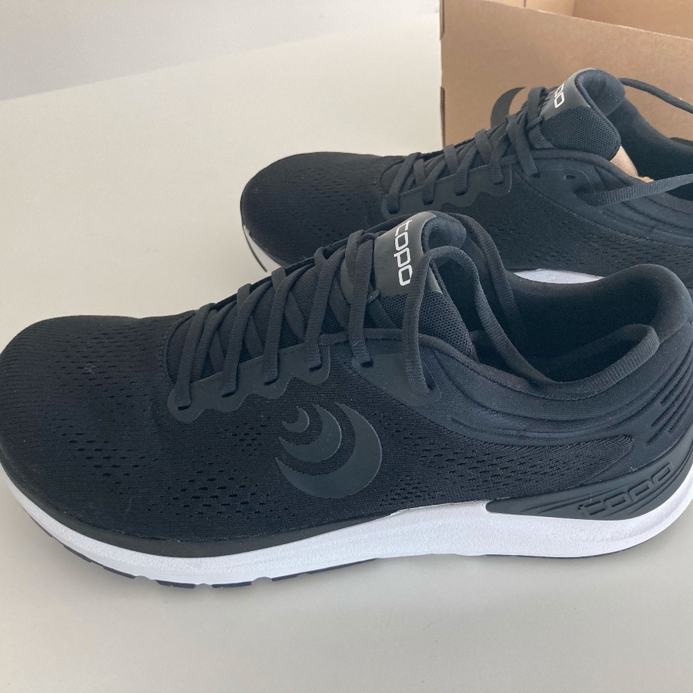 Topo Ultrafly 4 Running Shoes - Men's Size 12 - BRAND NEW